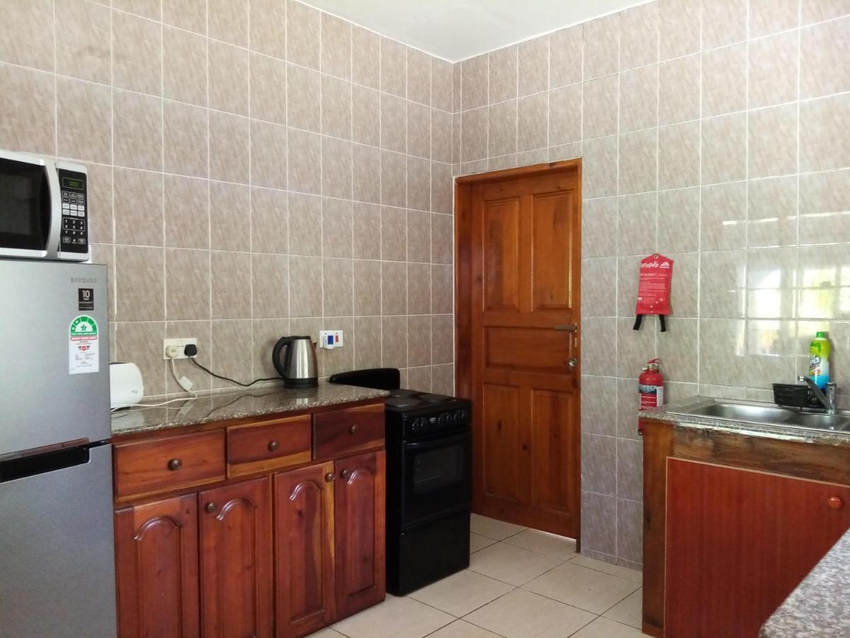 Roz A Mer - Beach Apartment Takamaka Kültér fotó